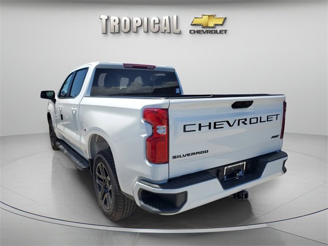 2026 Chevrolet Silverado 1500 RST photo 3