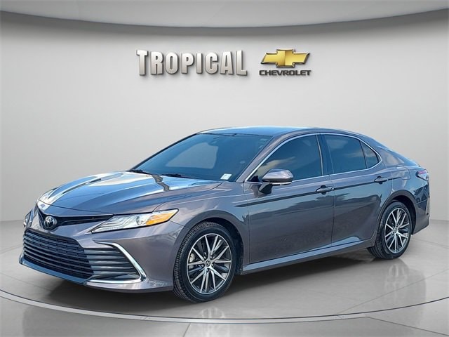 2023 Toyota Camry XLE's photo