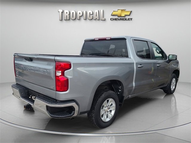 2023 Chevrolet Silverado 1500 LT photo 4