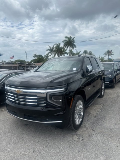 2025 Chevrolet Tahoe Premier photo 3