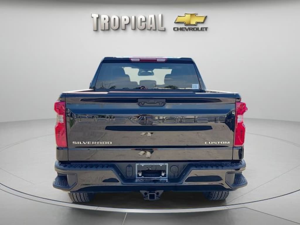 New 2026 Chevrolet Silverado 1500 Custom Truck