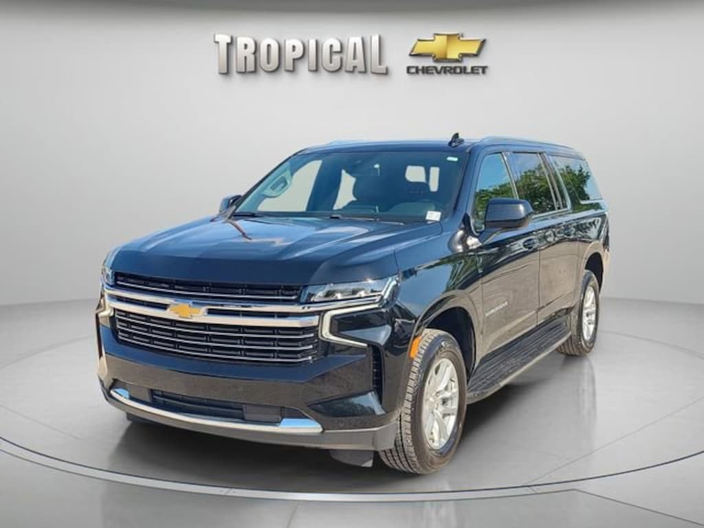 Used 2024 Chevrolet Suburban LT SUV