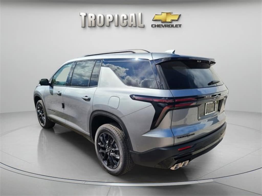 New 2026 Chevrolet Traverse LT SUV