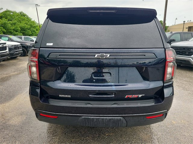 2023 Chevrolet Tahoe RST photo 2