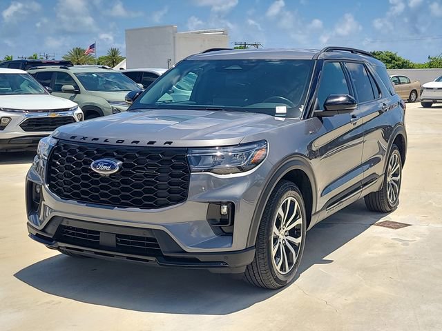2025 Ford Explorer ST-LINE 4WD (PL535)'s photo