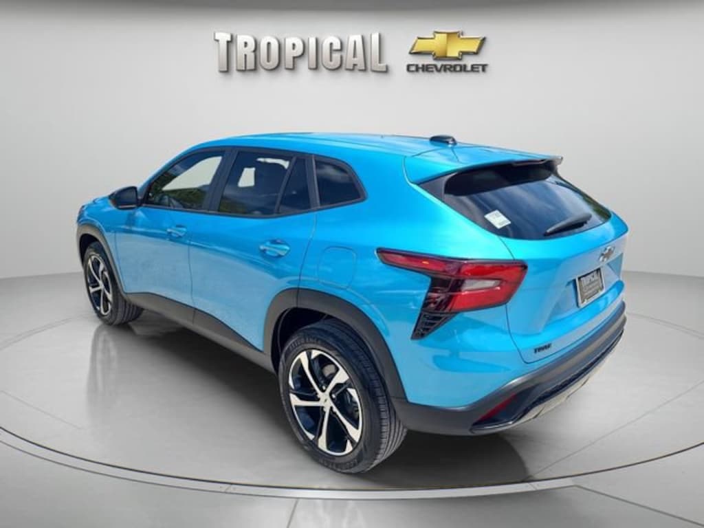 Used 2025 Chevrolet Trax 1RS SUV