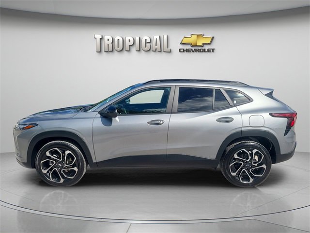 Used 2024 Chevrolet Trax RS with VIN KL77LJE22RC062191 for sale in Miami Shores, FL