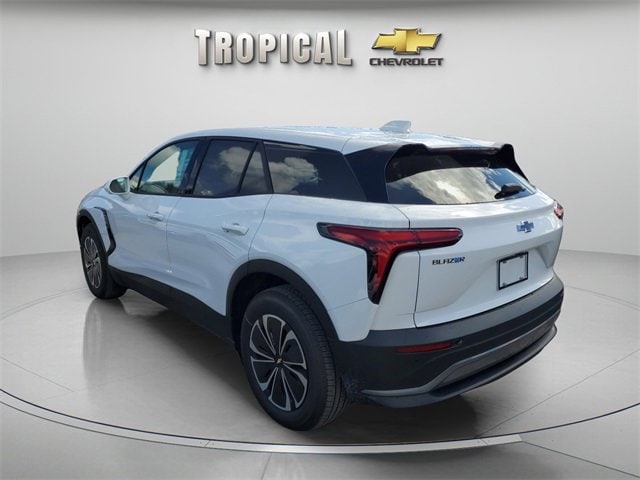 2025 Chevrolet Blazer EV photo 3