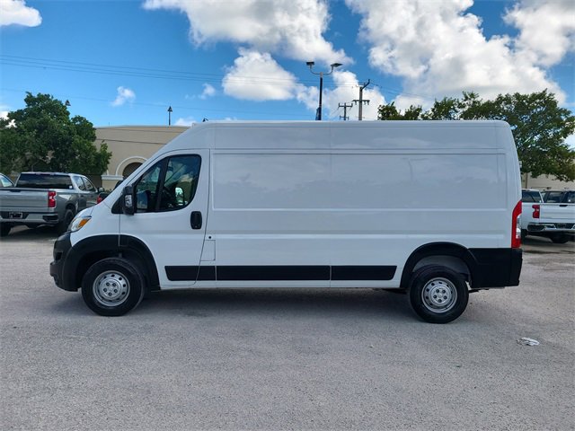 2023 Ram ProMaster 2500 photo 2