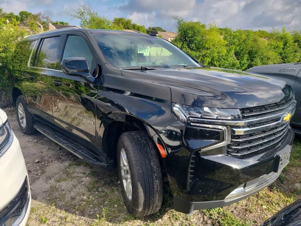Used 2024 Chevrolet Suburban LT SUV