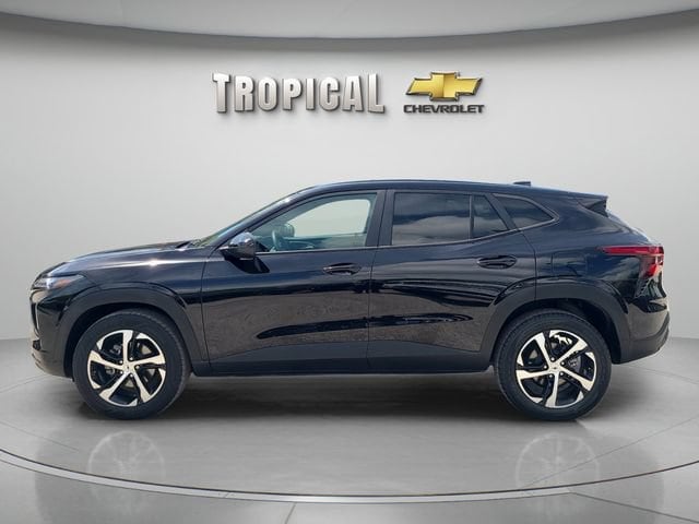 Used 2024 Chevrolet Trax RS with VIN KL77LGE26RC214833 for sale in Miami Shores, FL