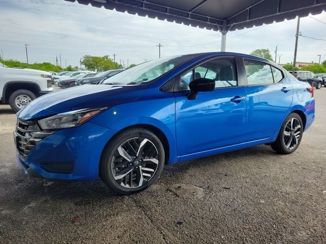 2024 Nissan Versa's photo