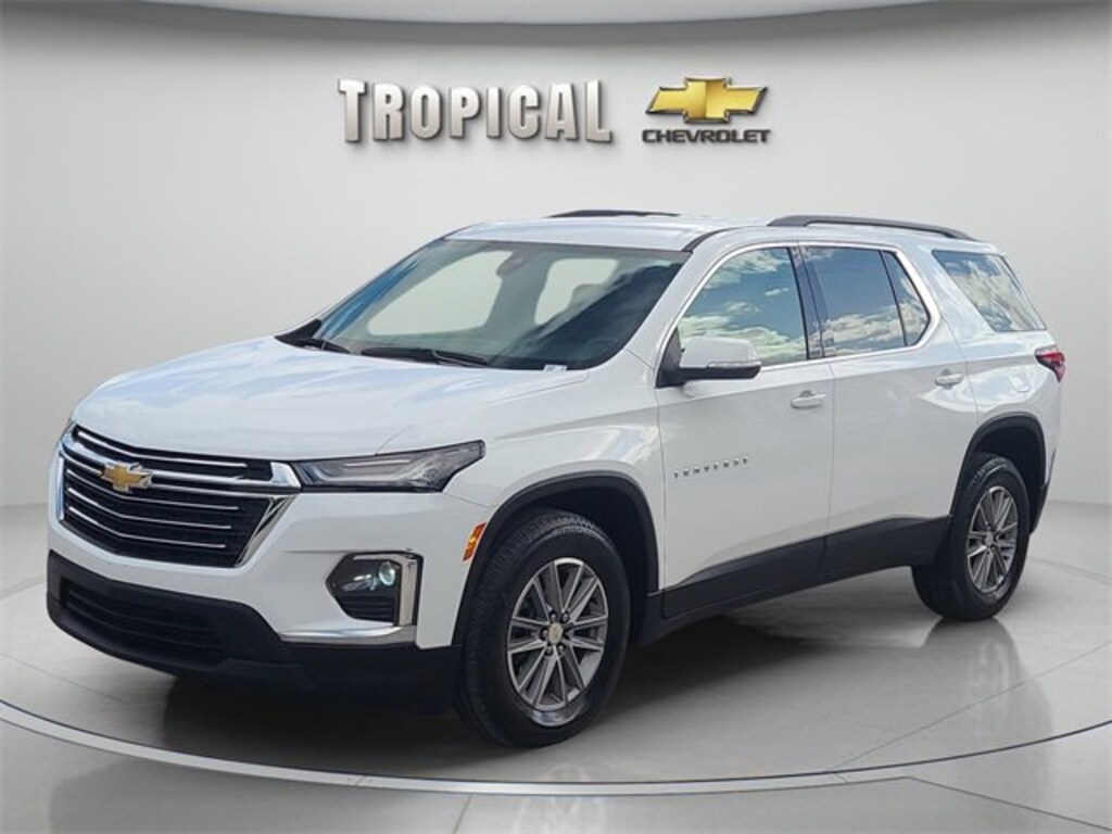 Used 2023 Chevrolet Traverse LT Cloth SUV