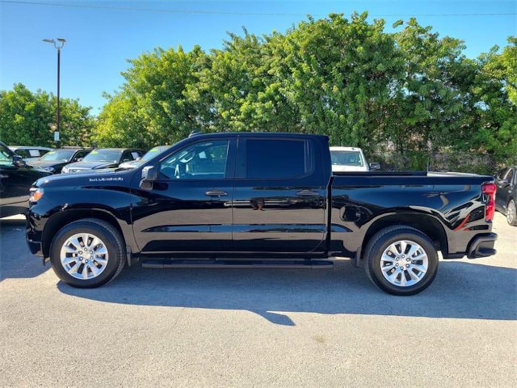 Used 2025 Chevrolet Silverado 1500 Custom Truck