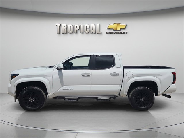 2024 Toyota Tacoma SR5 photo 2