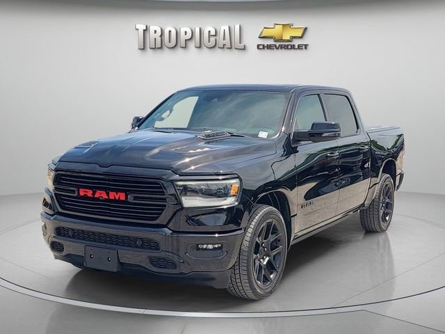 2023 RAM 1500 Laramie Crew Cab 5'7's photo