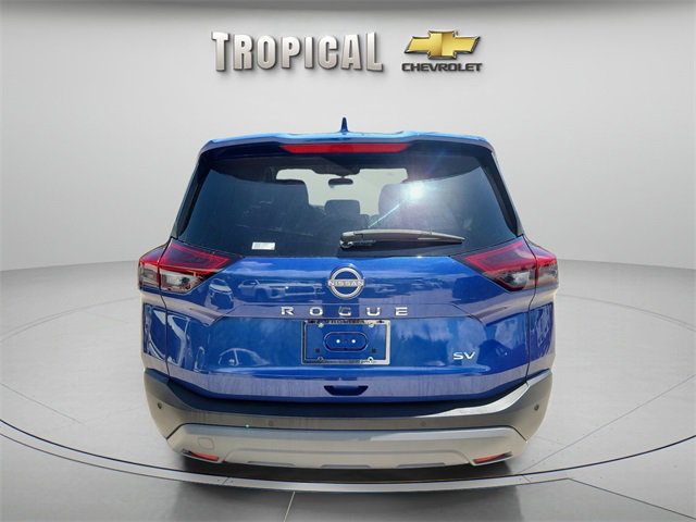 2023 Nissan Rogue SV photo 4