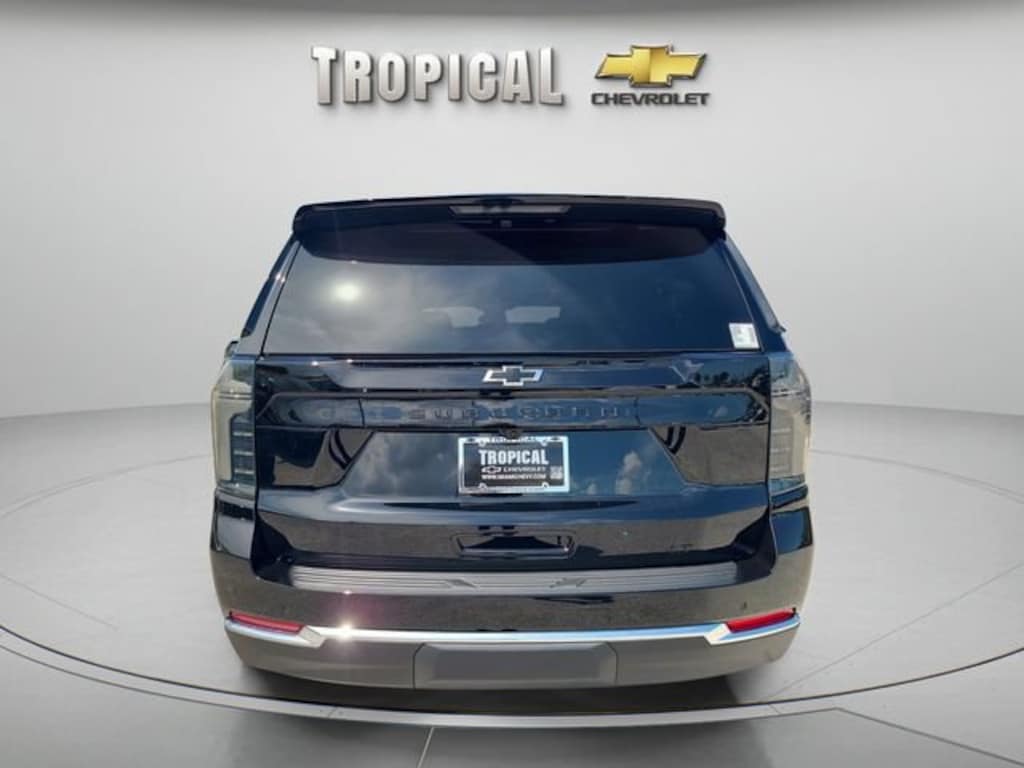 New 2026 Chevrolet Suburban LT SUV