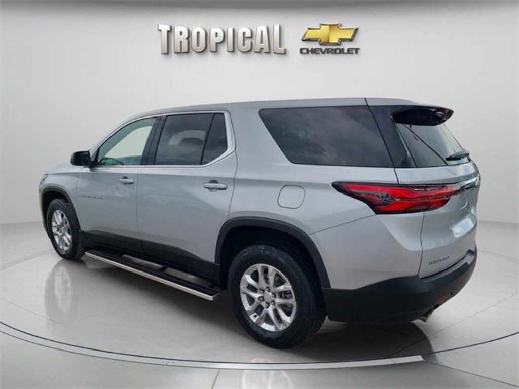 Used 2022 Chevrolet Traverse LS SUV
