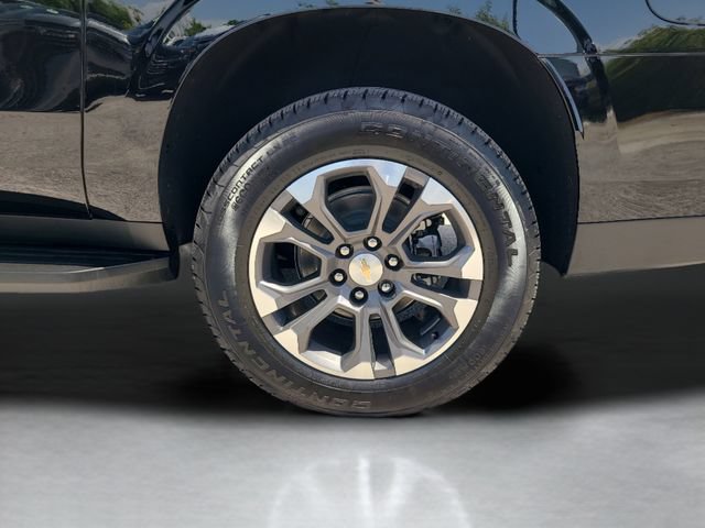 2026 Chevrolet Suburban LT - Photo 38