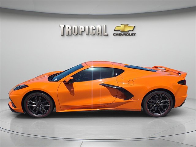 2023 Chevrolet Corvette Stingray 2LT photo 2