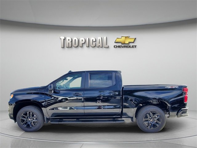 2026 Chevrolet Silverado 1500 RST photo 2
