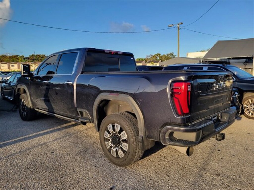 Used 2024 GMC Sierra 2500 HD Denali Truck