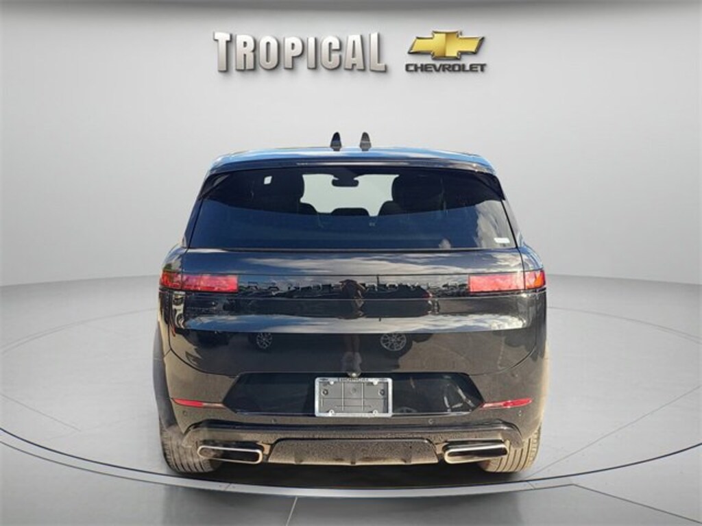 Used 2024 Land Rover Range Rover Sport Dynamic SE