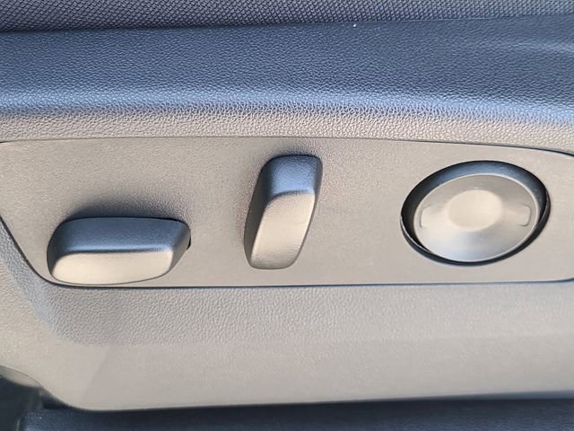 2026 Chevrolet Suburban LS - Photo 20