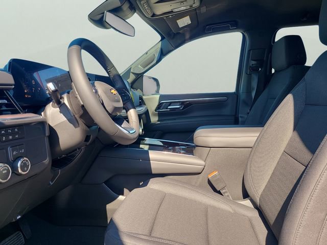 2026 Chevrolet Suburban LS - Photo 19
