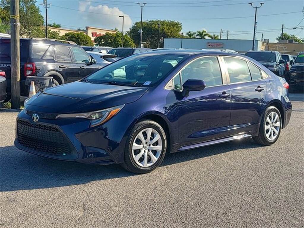 Used 2022 Toyota Corolla LE