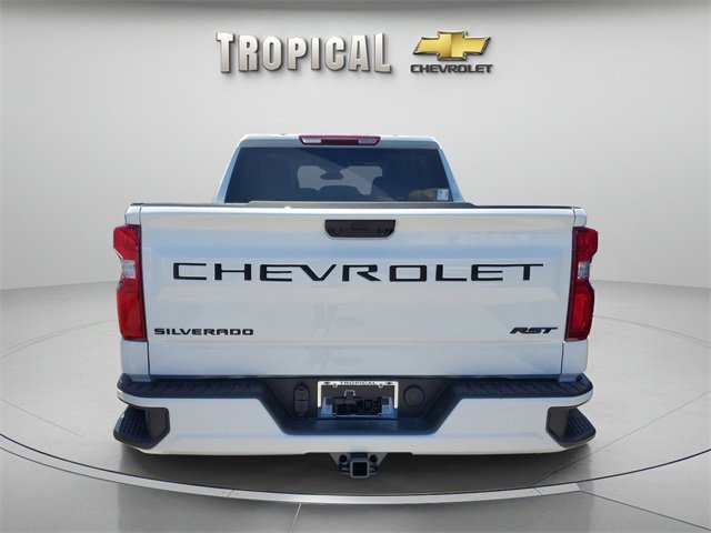 2026 Chevrolet Silverado 1500 RST photo 4