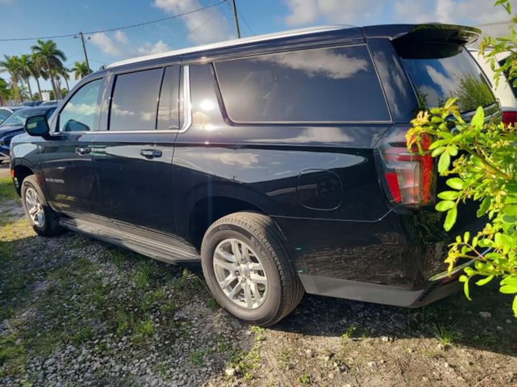 Used 2024 Chevrolet Suburban LT SUV