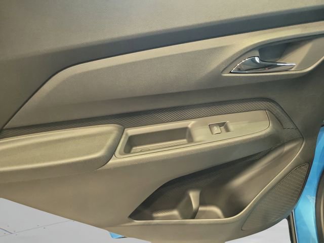 2027 Chevrolet Bolt LT - Photo 13