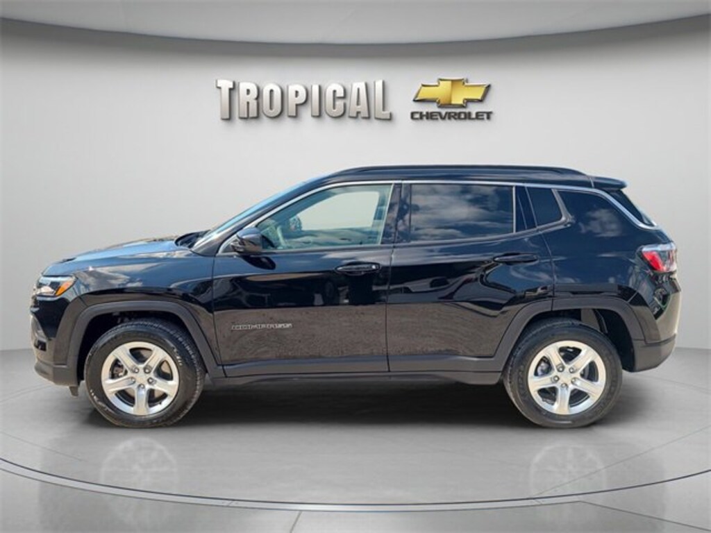 Used 2024 Jeep Compass Latitude