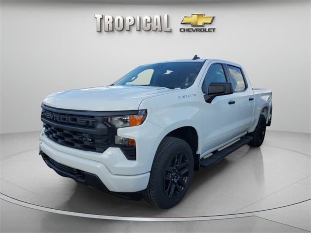 New 2026 Chevrolet Silverado 1500 Custom Truck