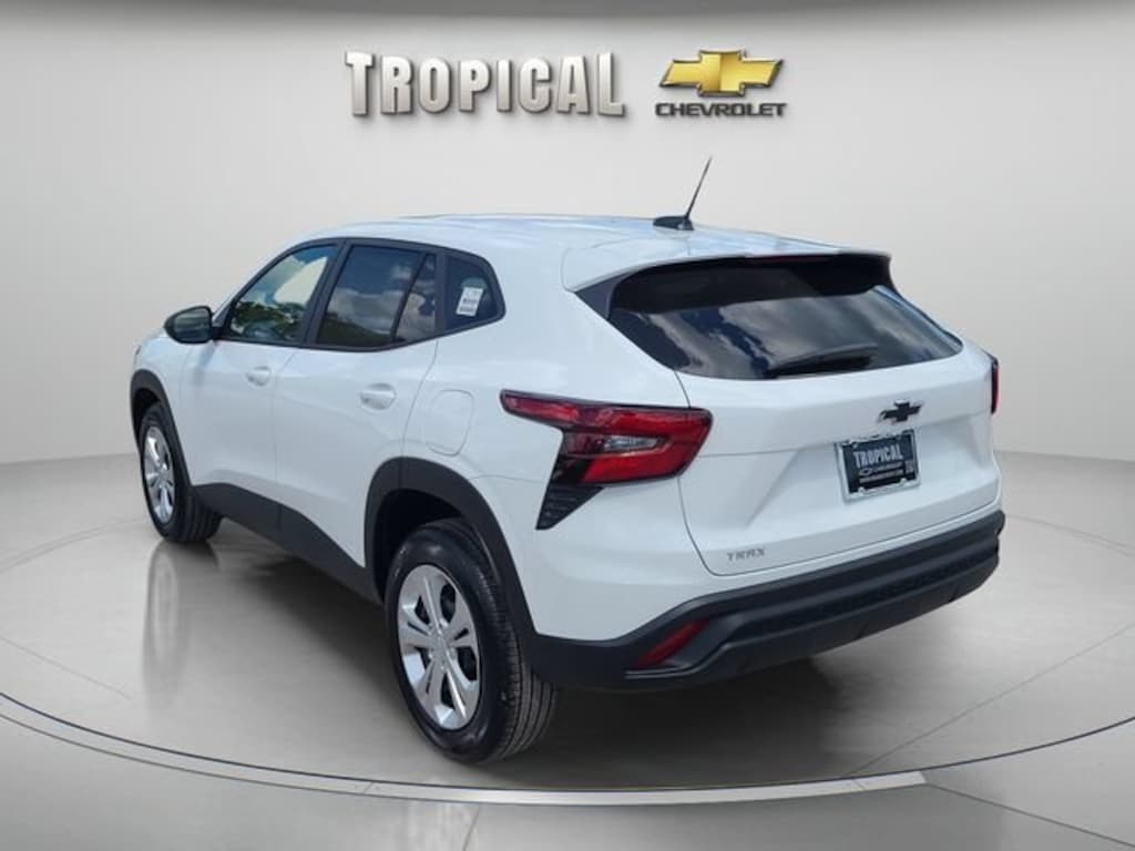 New 2026 Chevrolet Trax LS SUV