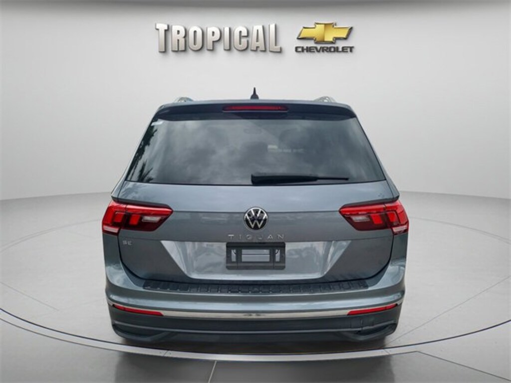 Used 2022 Volkswagen Tiguan SE