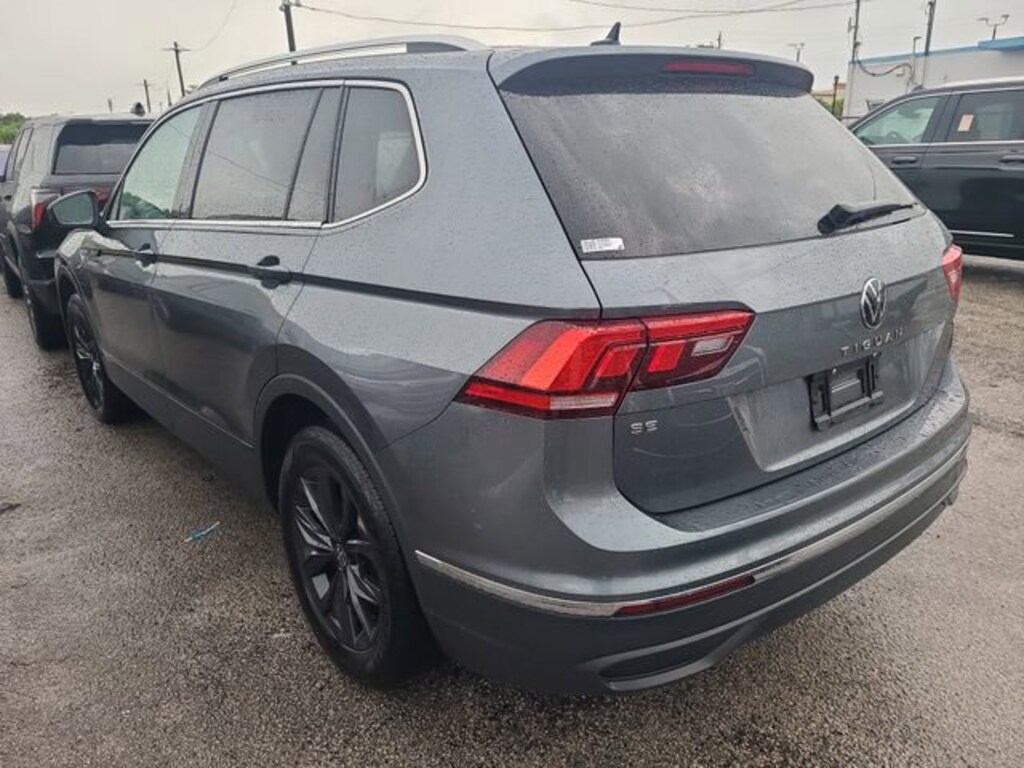Used 2024 Volkswagen Tiguan SE