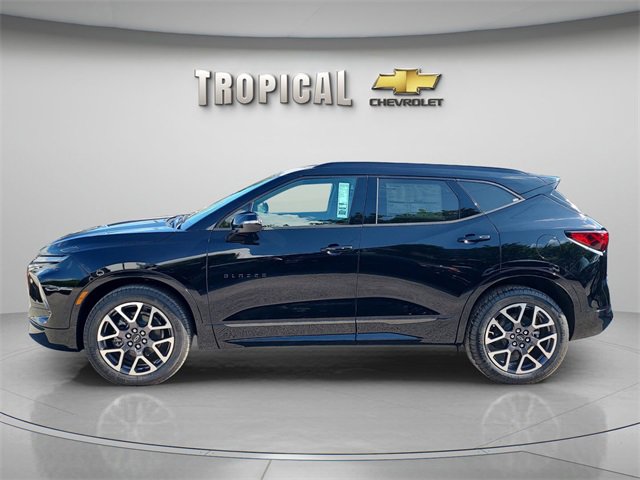 2026 Chevrolet Blazer RS photo 2