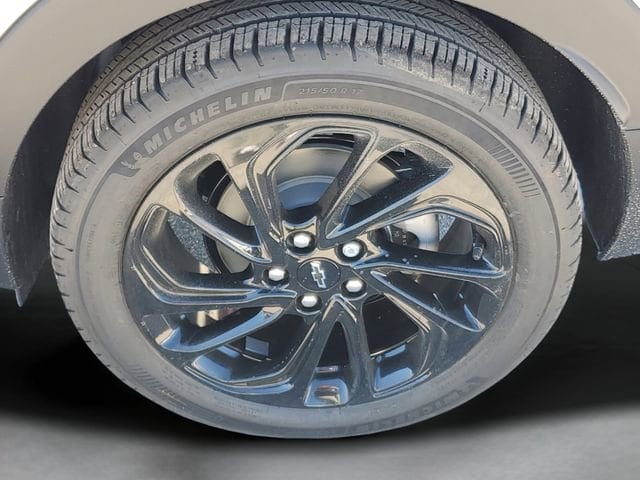 2027 Chevrolet Bolt RS - Photo 9