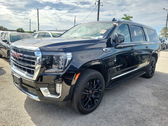 2022 GMC Yukon 4WD SLT's photo