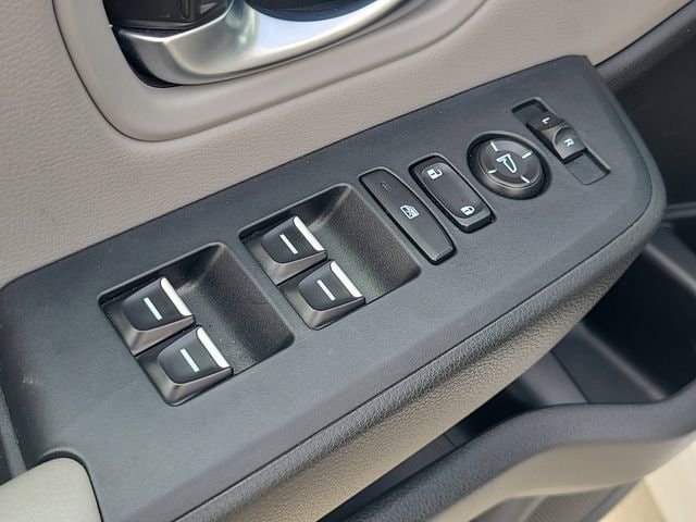 2023 Honda Pilot EX-L - Photo 18
