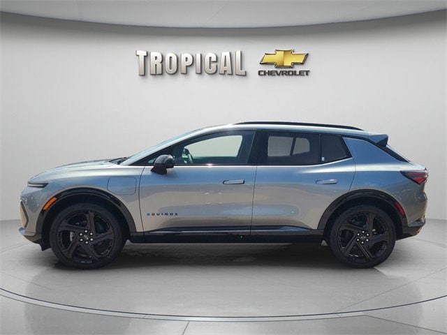 Used 2025 Chevrolet Equinox EV RS with VIN 3GN7DSRP2SS243309 for sale in Miami Shores, FL