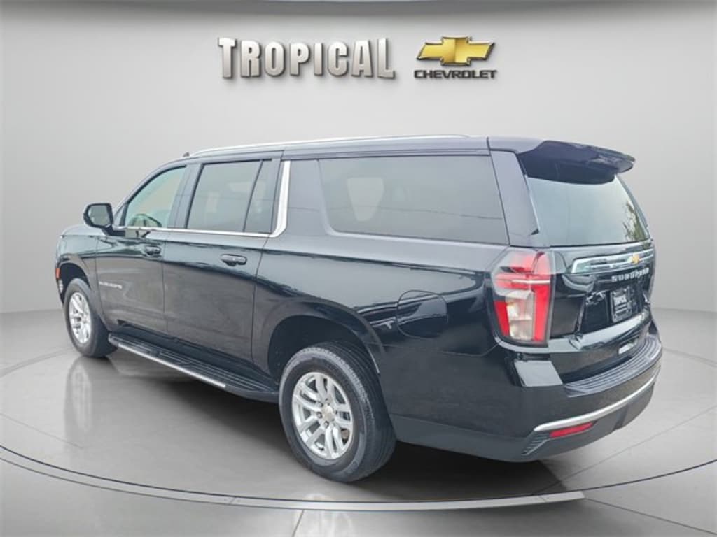 Used 2024 Chevrolet Suburban LT SUV