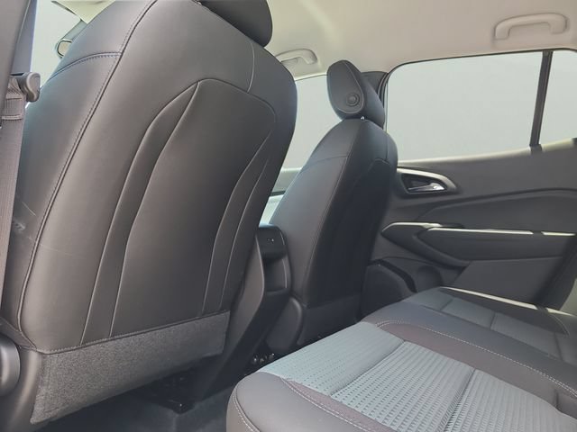 2026 Chevrolet Trax LT - Photo 10