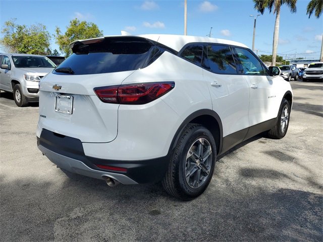 2025 Chevrolet Blazer 2LT photo 4