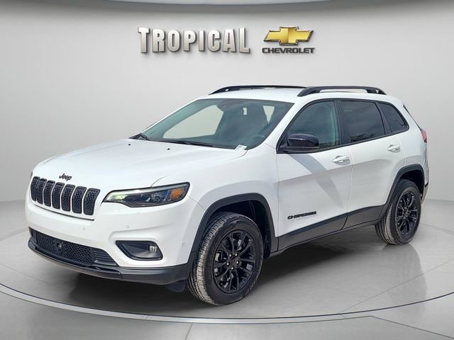 2023 Jeep Cherokee Altitude Lux
