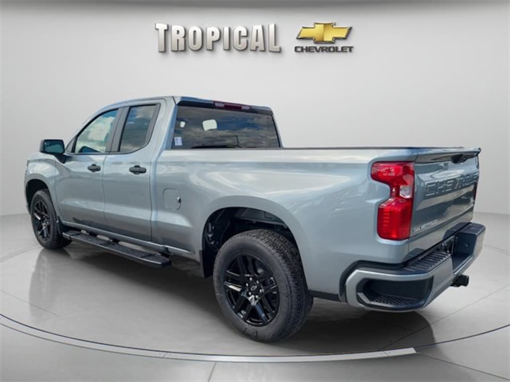 New 2026 Chevrolet Silverado 1500 Custom Truck
