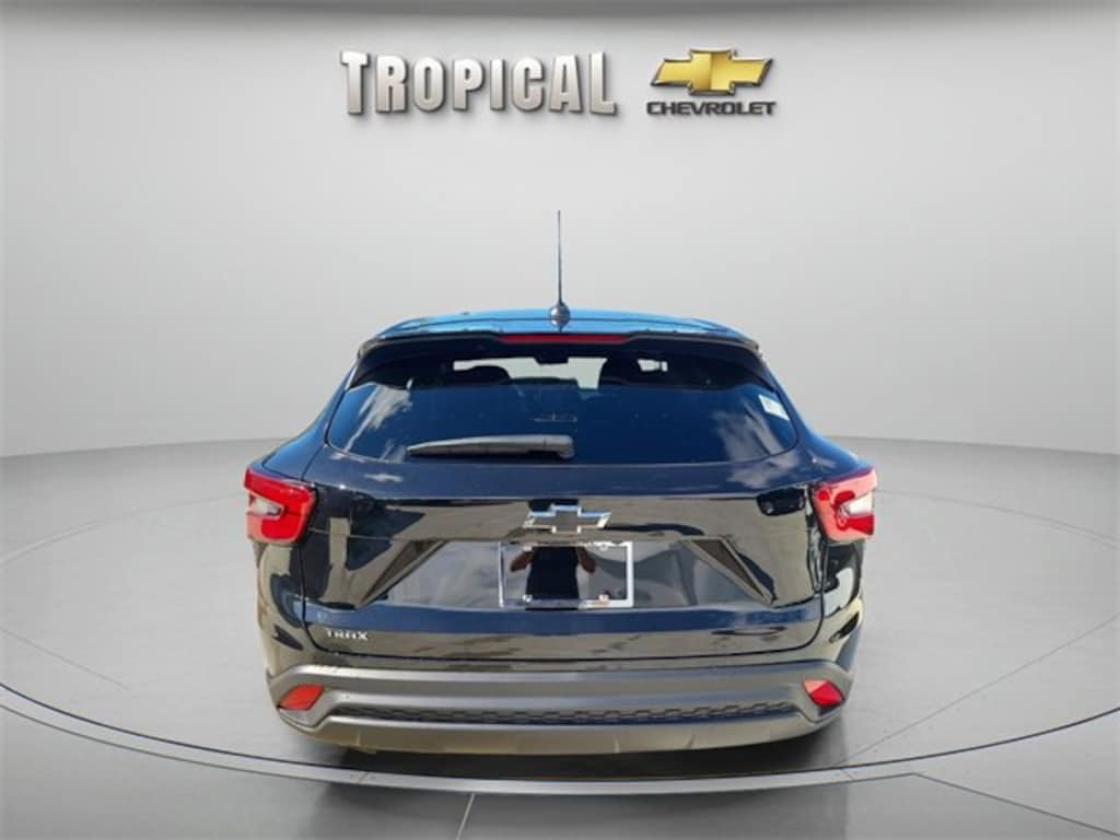 New 2026 Chevrolet Trax LS SUV